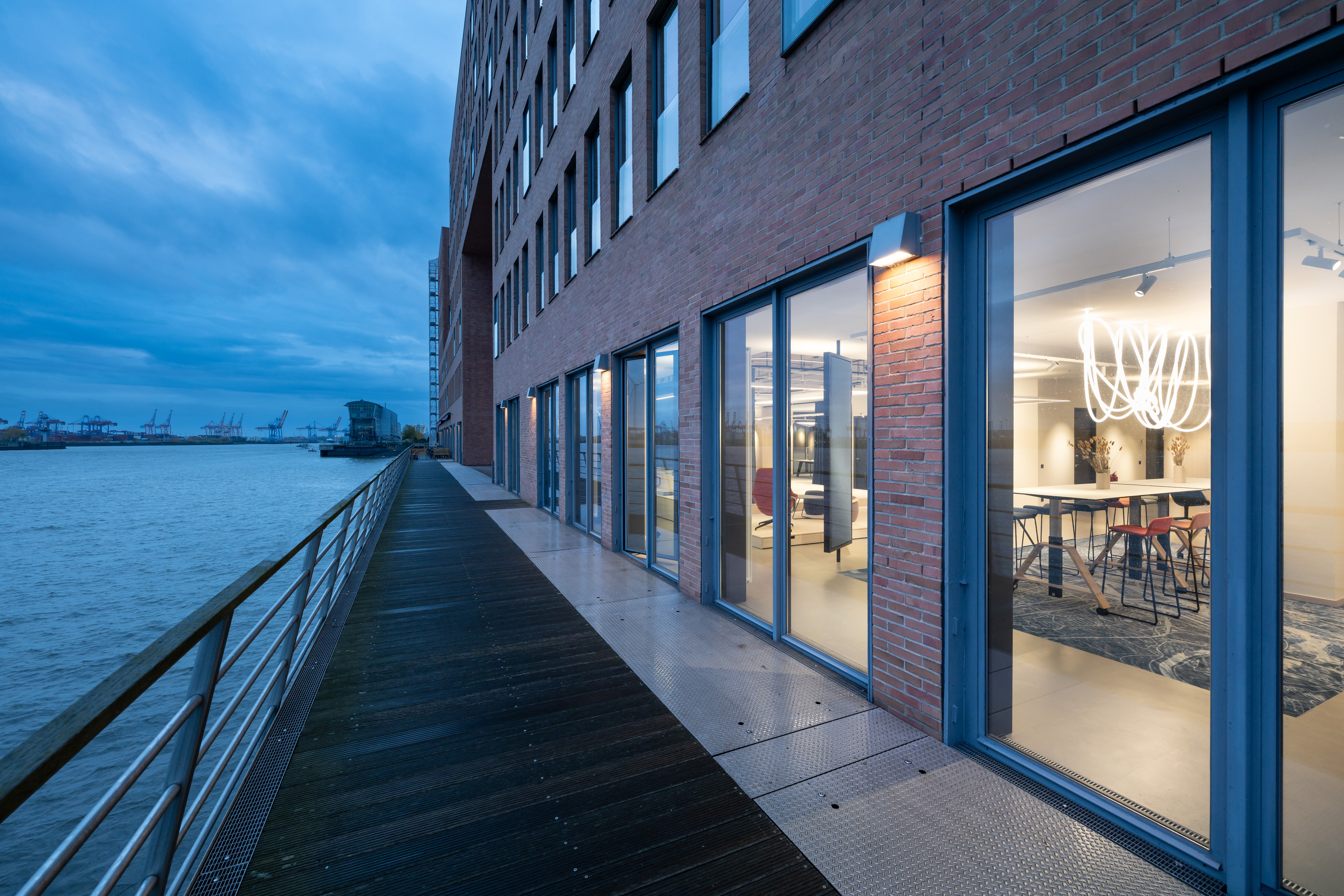 Hamburg showroom 1