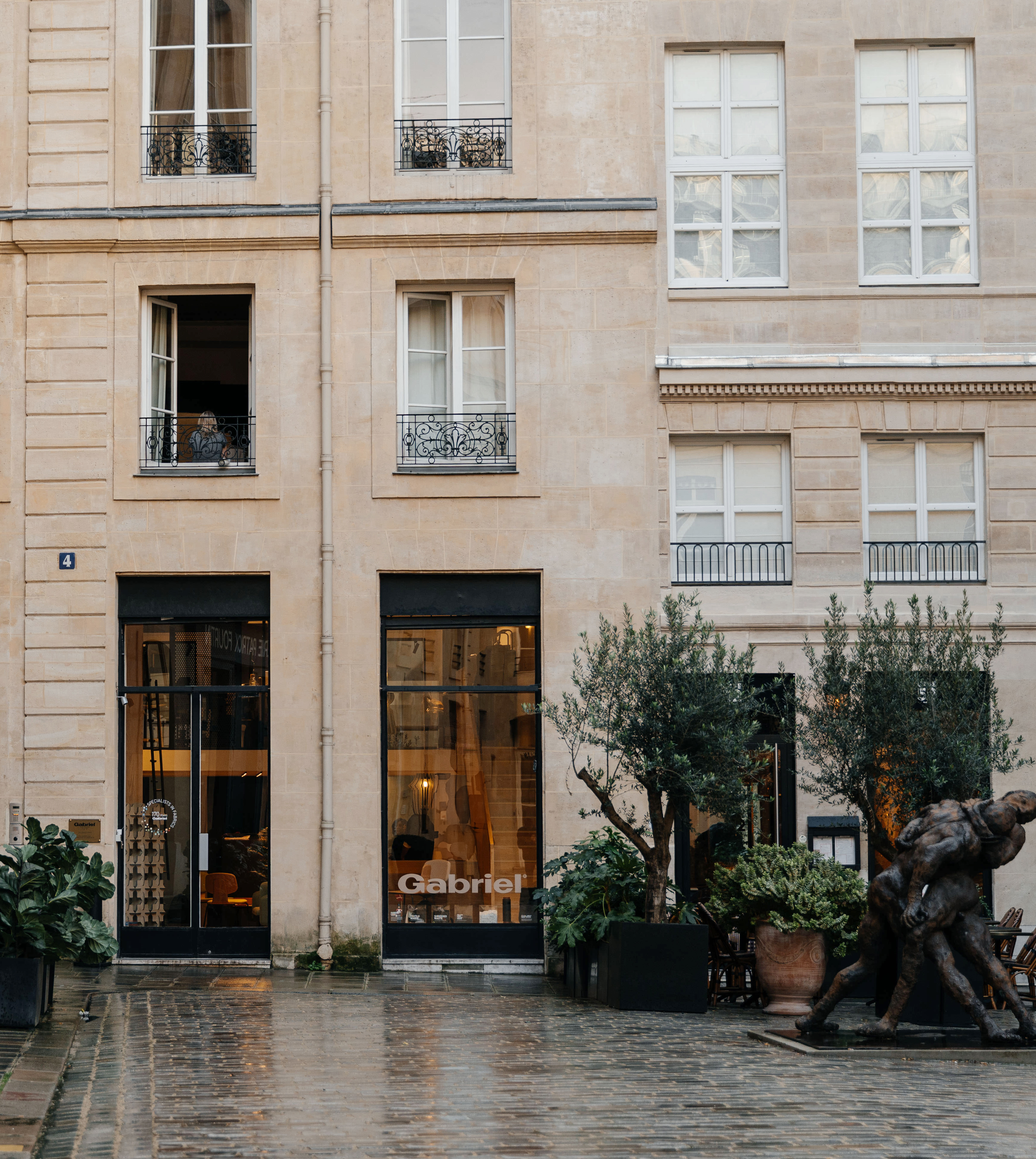 Paris showroom 1